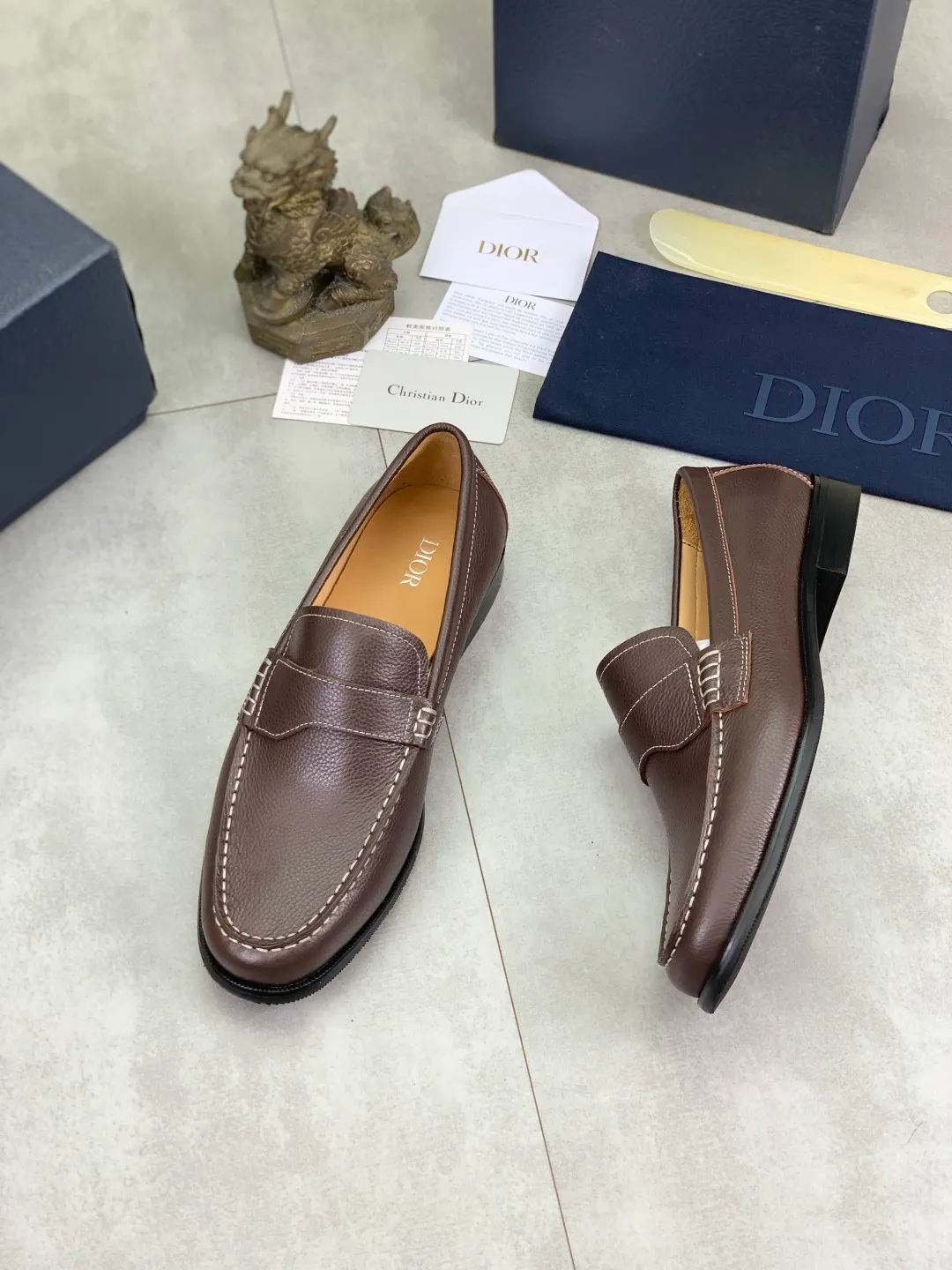 Men's men's shoes 💰P560 new style 💰high version 💎💎💎Dior original version! Top Italian purchasing agent! Men's business casual leather shoes, original imported pebbled calfskin upper, ultimate texture, gentlemanly style, imported water-dyed cowhide inside, top-quality original Italian rubber outsole, first-class workmanship, top quality! Size: 39-44 (45 customized) 3️⃣ colors available